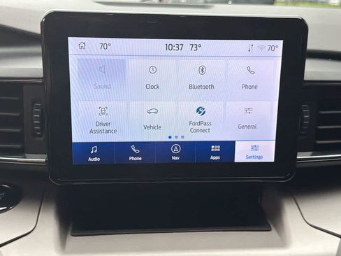 Used 2023 Ford Explorer XLT w/ Equipment Group 202A AWD/4WD image 27