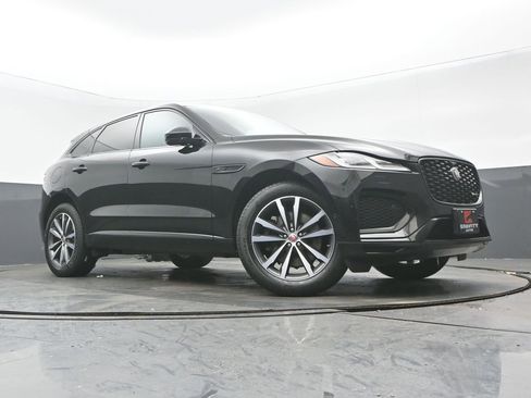 Used 2021 Jaguar F-PACE R-Dynamic S image 28