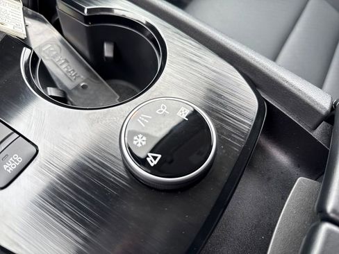 Certified 2023 Nissan Rogue SV w/ SV Premium B Package image 31