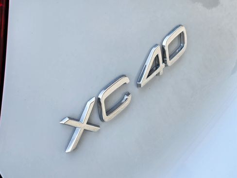 Used 2026 Volvo XC40 B5 Plus w/ Protection Package Premier AWD/4WD image 20