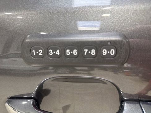 Used 2019 Ford Ranger Lariat w/ Equipment Group 501A Mid image 10