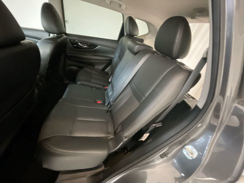 Used 2019 Nissan Rogue SL AWD/4WD image 22