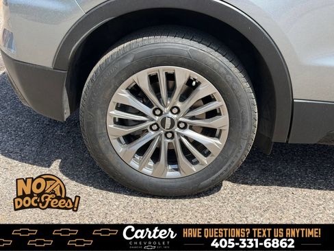 Used 2024 Cadillac XT4 Premium Luxury FWD image 13