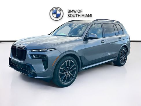 New 2026 BMW X7 xDrive40i w/ Executive Package image 3
