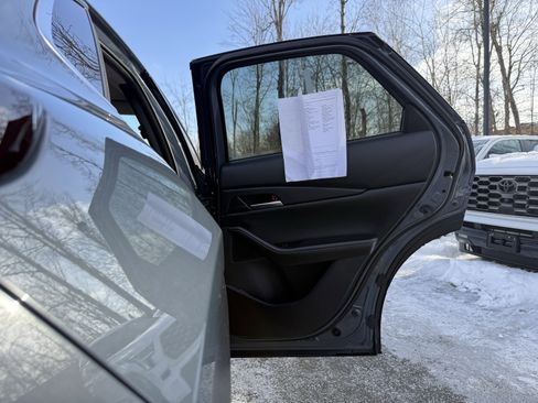 Used 2024 MAZDA CX-30 AWD 2.5 S w/ Preferred Package image 37