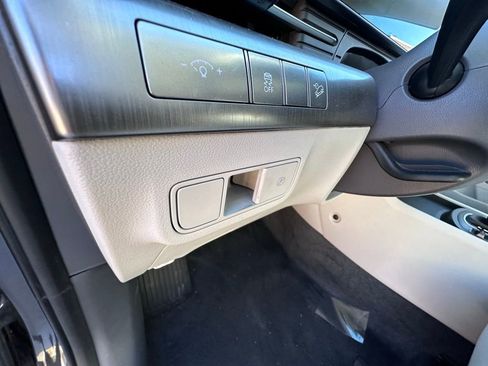 Used 2025 Hyundai Kona SEL image 15