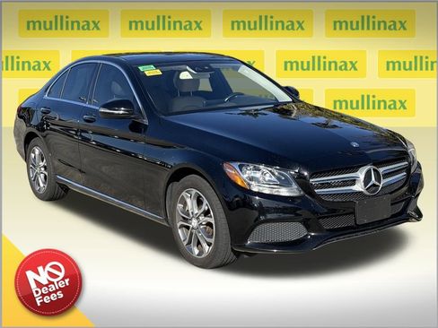 Used 2016 Mercedes-Benz C 300 4MATIC Sedan image 1