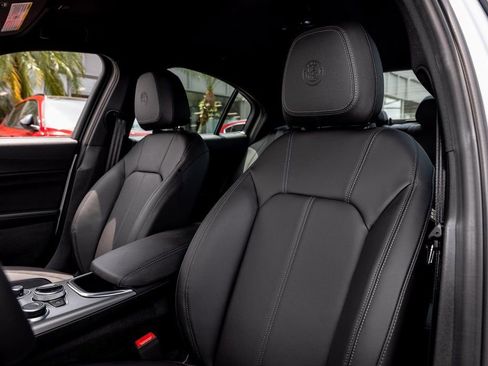 New 2025 Alfa Romeo Giulia w/ Driving Assist Package image 25