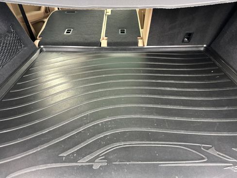 Used 2023 Porsche Cayenne image 15