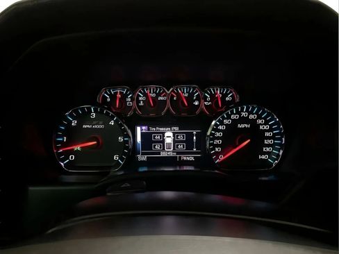 Used 2018 Chevrolet Silverado 1500 LT w/ All Star Edition AWD/4WD image 18