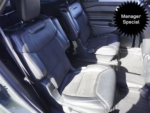 Used 2022 Ford Explorer ST AWD/4WD image 28