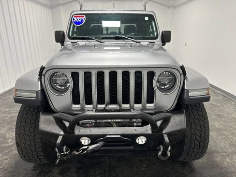 Used 2021 Jeep Gladiator Overland w/ LED Lighting Group AWD/4WD image 2