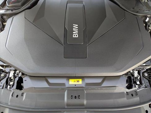 Used 2026 BMW i5 M60 w/ M Sport Package RWD image 17