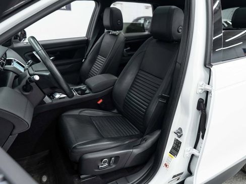 Used 2022 Land Rover Discovery Sport SE image 9