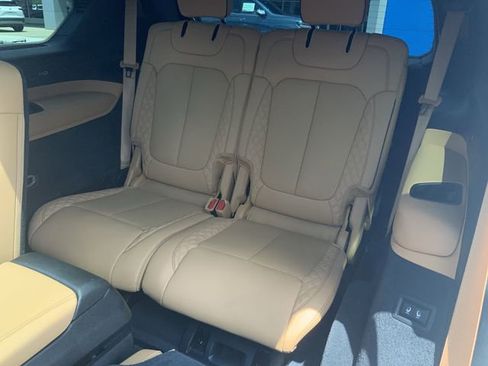 Used 2023 Jeep Grand Cherokee L Summit image 21