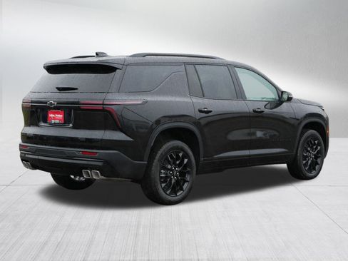 New 2026 Chevrolet Traverse LT w/ Midnight/Sport Edition image 5