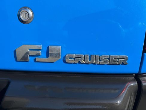 Used 2007 Toyota FJ Cruiser 4WD image 47