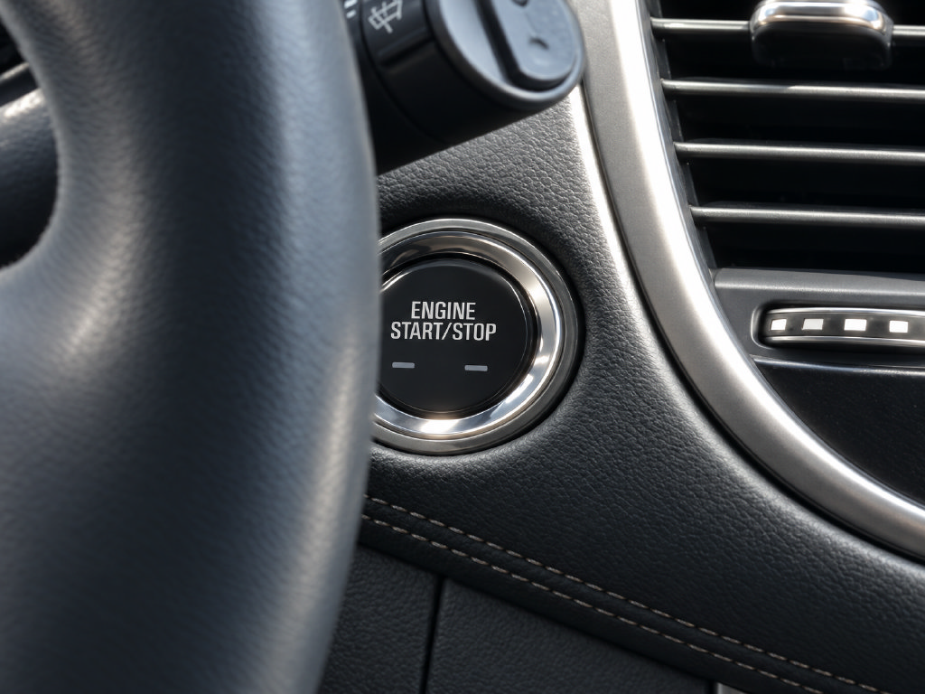 Used 2020 Chevrolet Trax LT w/ Sun & Sound Package FWD image 12