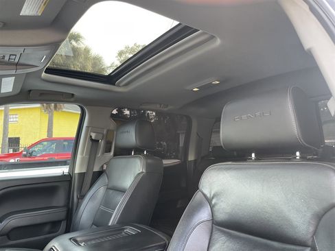 Used 2018 GMC Sierra 3500 Denali w/ Duramax Plus Package AWD/4WD image 6