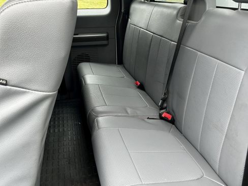 Used 2015 Ford F350 XL w/ Power Equipment Group RWD image 4