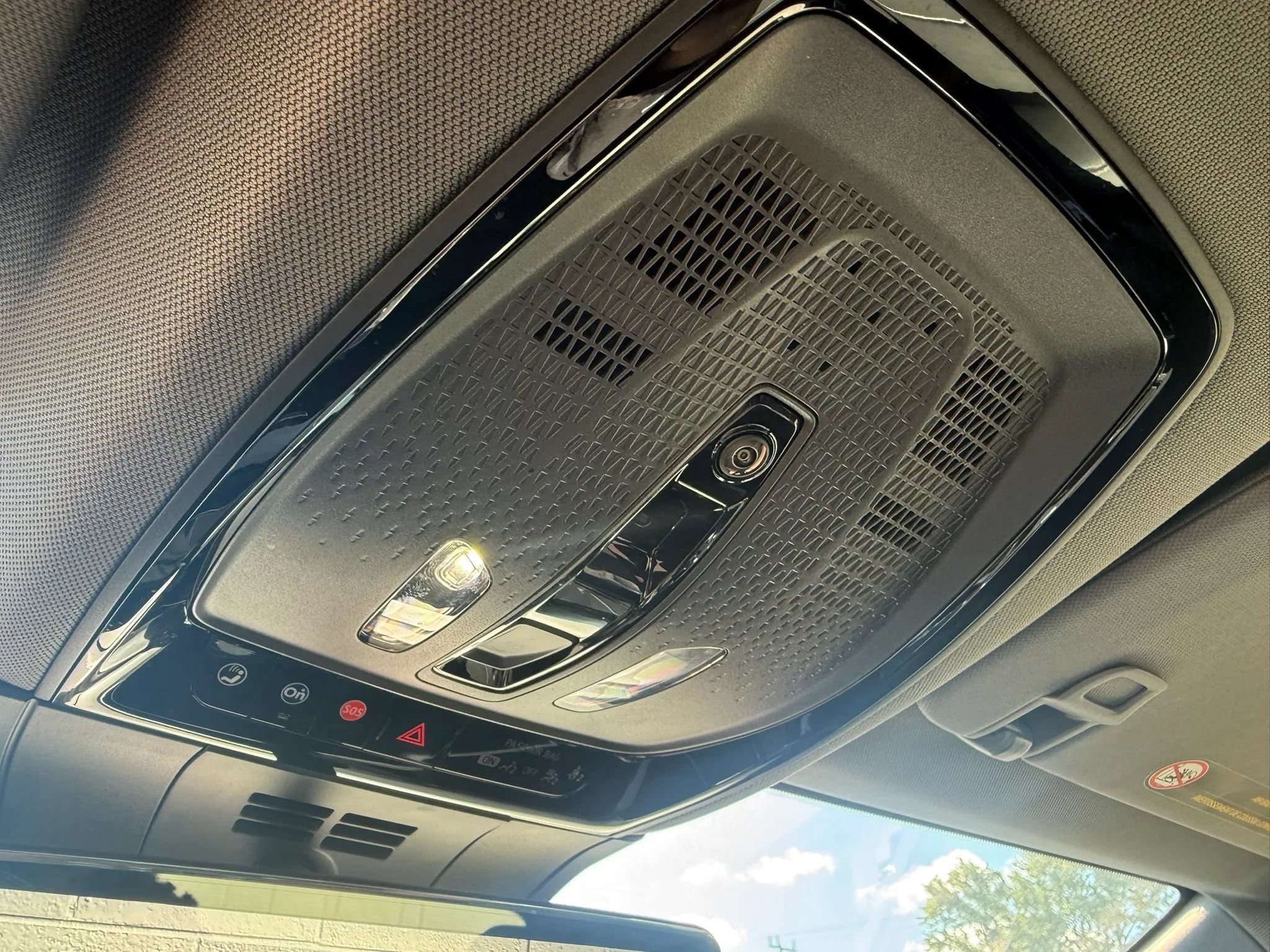 Used 2025 Cadillac Optiq Sport 2 w/ LPO, Floor Liner Package AWD/4WD image 26