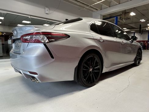 Used 2021 Toyota Camry XSE AWD/4WD image 11