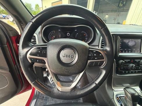 Used 2018 Jeep Grand Cherokee Limited AWD/4WD image 27