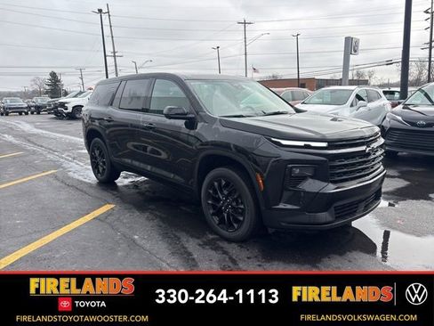 Used 2024 Chevrolet Traverse LS w/ Midnight/Sport Edition image 7