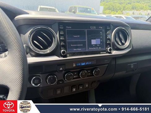 Used 2023 Toyota Tacoma TRD Off-Road AWD/4WD image 16