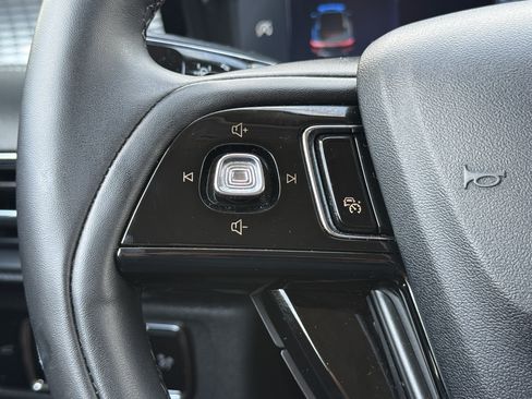 Used 2023 Lincoln Corsair AWD w/ Equipment Group 101A image 23