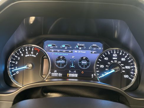 Used 2019 Ford Expedition Platinum image 38