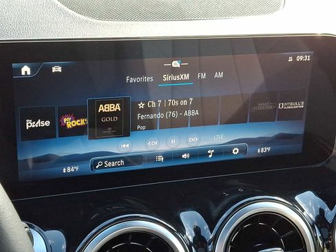 Used 2026 Mercedes-Benz GLB 250 4MATIC image 13