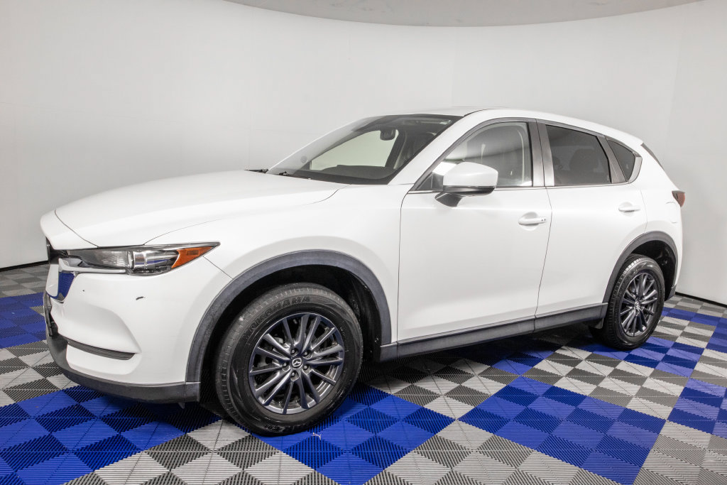 Used 2020 MAZDA CX-5 Touring FWD image 2