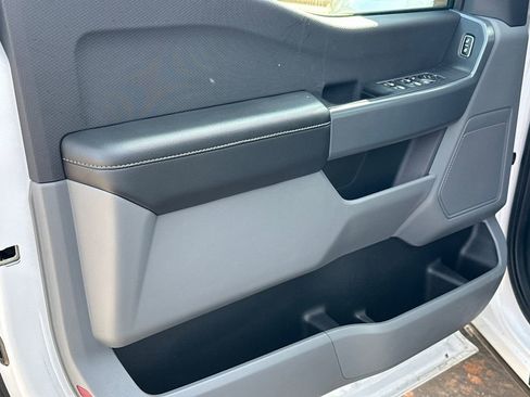 Used 2023 Ford F150 XLT w/ Trailer Tow Package image 10