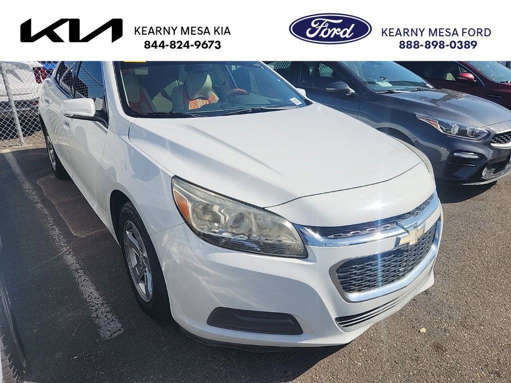 Used 2015 Chevrolet Malibu LT FWD image 1