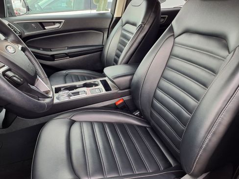 Certified 2024 Ford Edge SEL w/ Convenience Package image 3