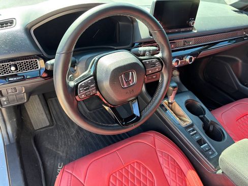 Used 2024 Honda Civic Sport image 10
