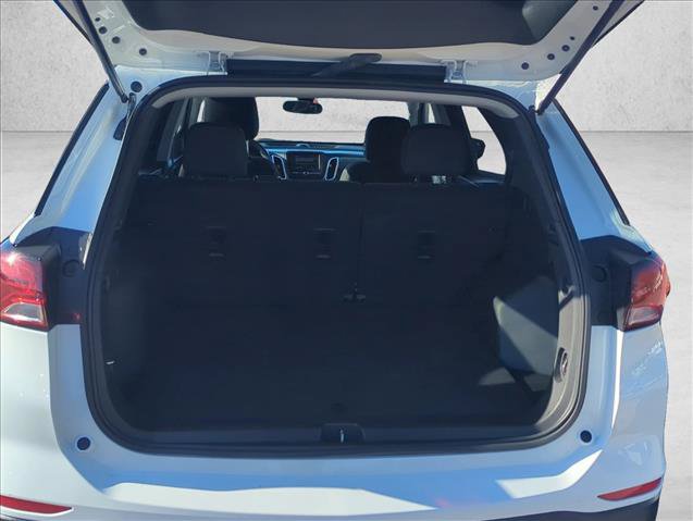 Used 2023 Chevrolet Equinox LT AWD/4WD image 8