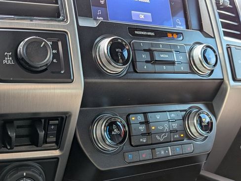 Used 2021 Ford F250 Platinum w/ FX4 Off-Road Package image 12