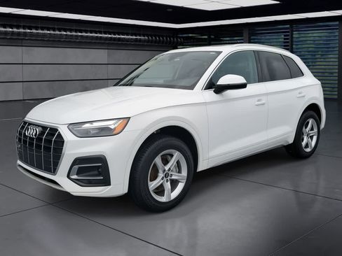 Certified 2023 Audi Q5 Premium w/ Convenience Package AWD/4WD image 1