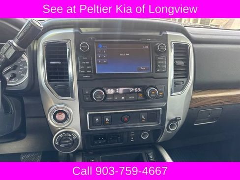 Used 2017 Nissan Titan SL AWD/4WD image 17