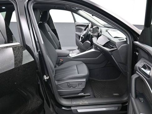 Used 2025 Audi Q5 Premium w/ Convenience Package AWD/4WD image 14