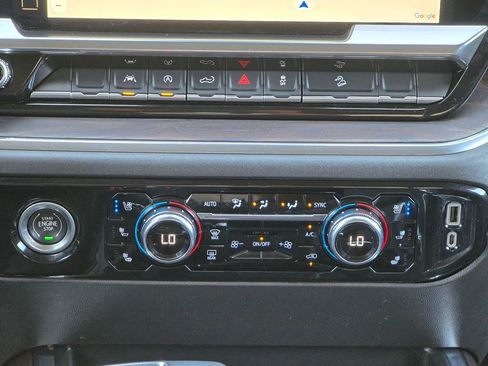 Certified 2023 GMC Sierra 1500 SLT w/ SLT Convenience Package image 35