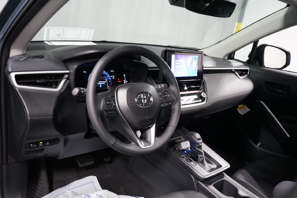 New 2026 Toyota Corolla Cross LE FWD image 11