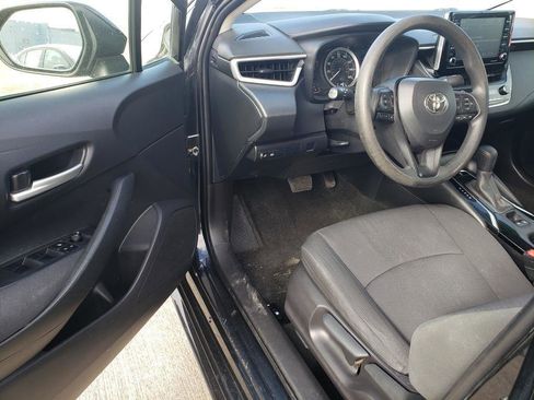 Used 2021 Toyota Corolla LE image 15