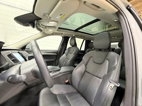Used 2024 Volvo XC90 B5 Core w/ Protection Package Premier AWD/4WD image 40