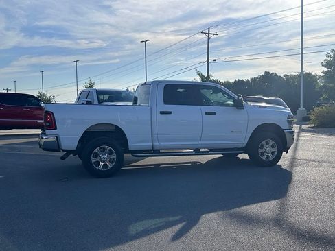 Used 2026 RAM 2500 Big Horn AWD/4WD image 8