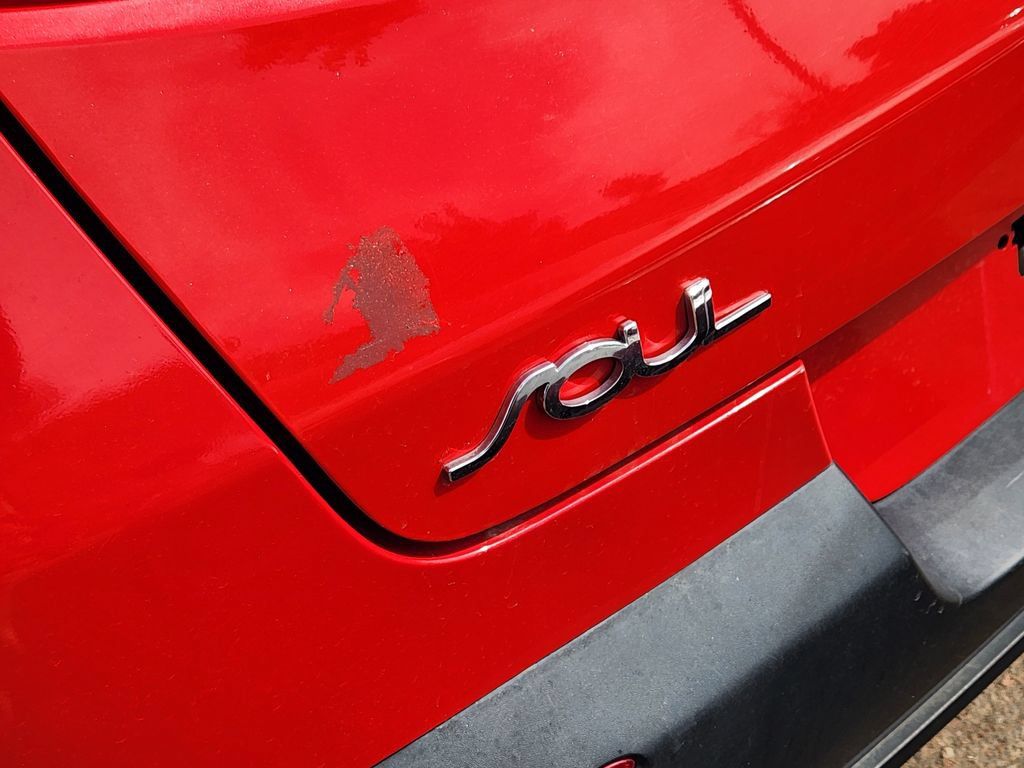 Certified 2021 Kia Soul S FWD image 24