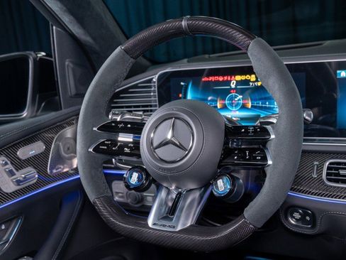 New 2026 Mercedes-Benz GLS 63 AMG 4MATIC image 16