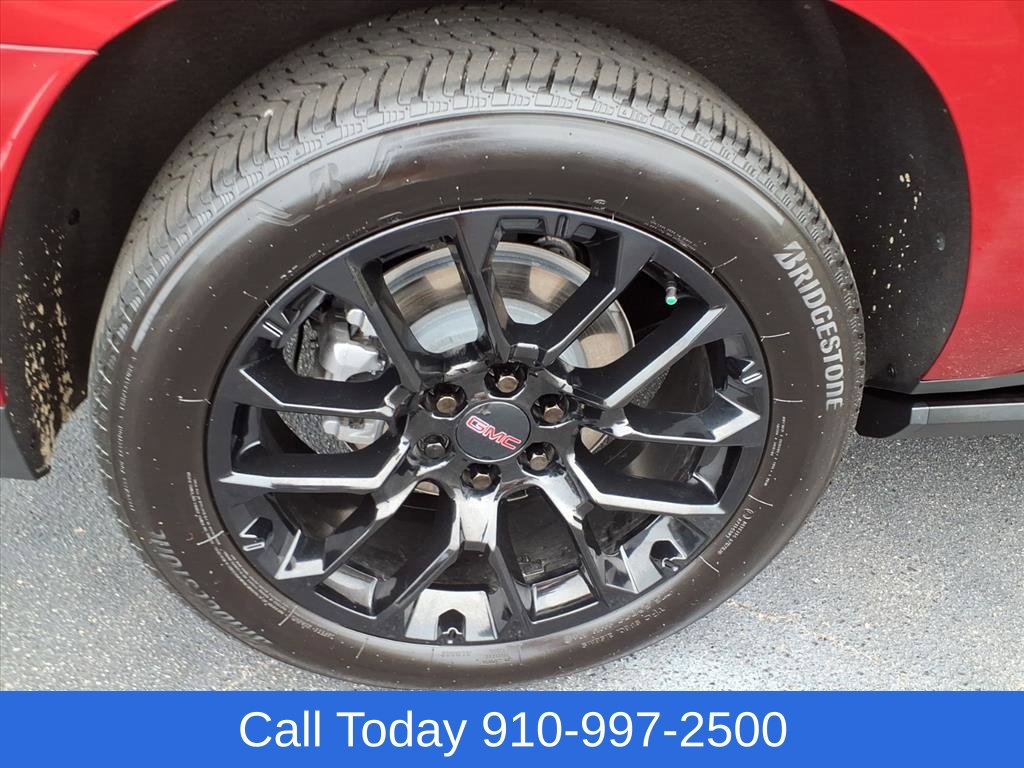 Used 2026 GMC Yukon XL Denali w/ Denali Reserve Package AWD/4WD image 8